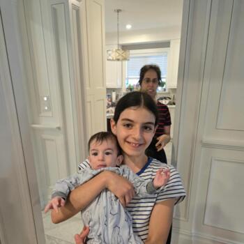 Babysitter Raanana: יובל