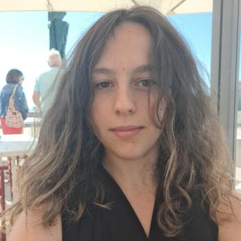 Babysitter in Limoges: Daphné