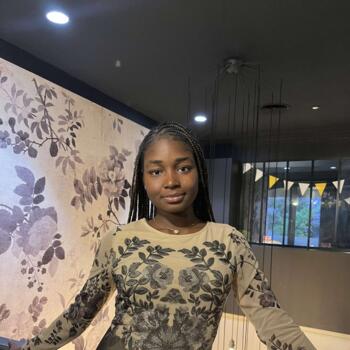 Babysitter in Angers: Alexandra