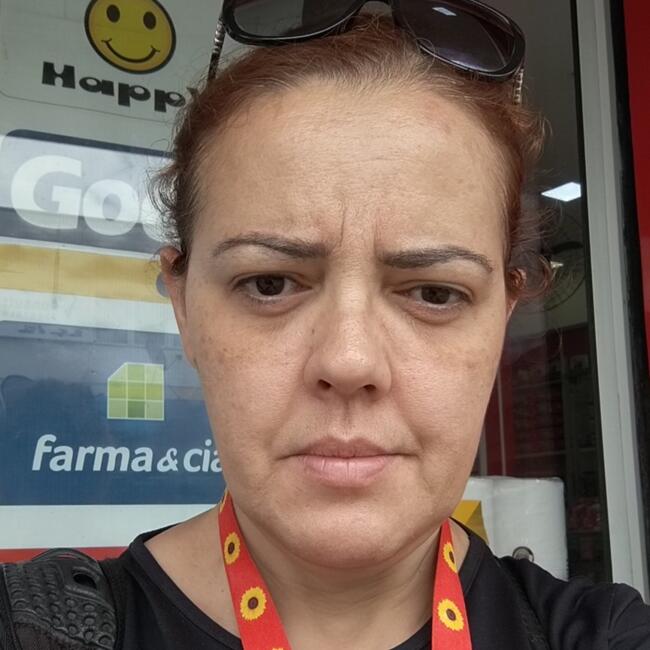 Babysitter in Santo André: CLÁUDIANE
