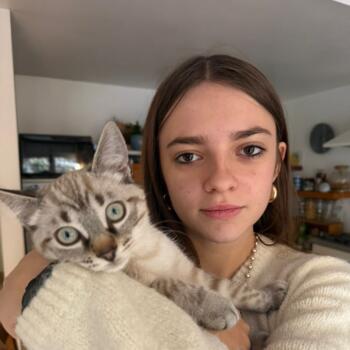Babysitter Cursan: Cloe