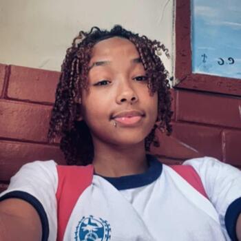 Babysitter in Japeri: Alexandra