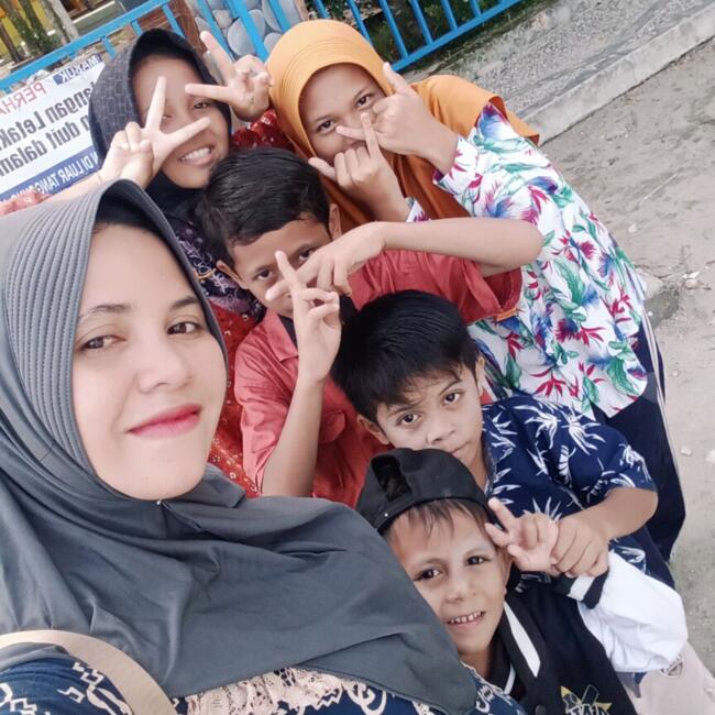 Pengasuh di Serdang: Maya