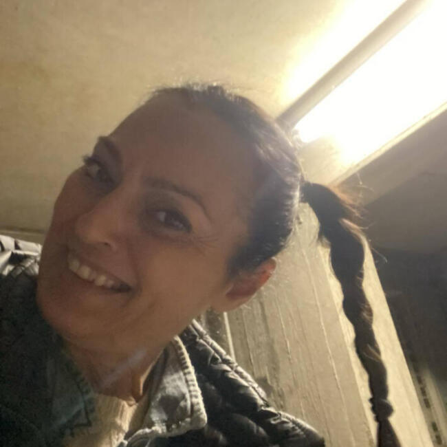 Nanny in Néa Iraklítsa: Κυριακη