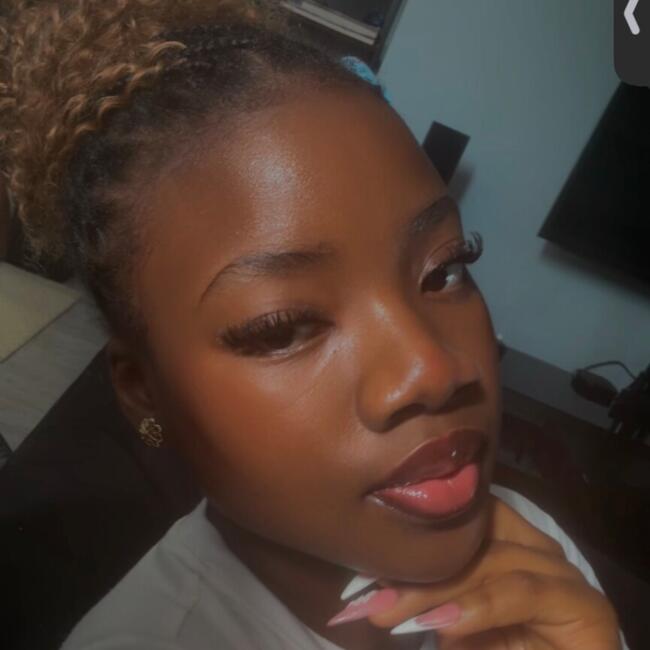 Baby-sitter in Bradford: Rhoda