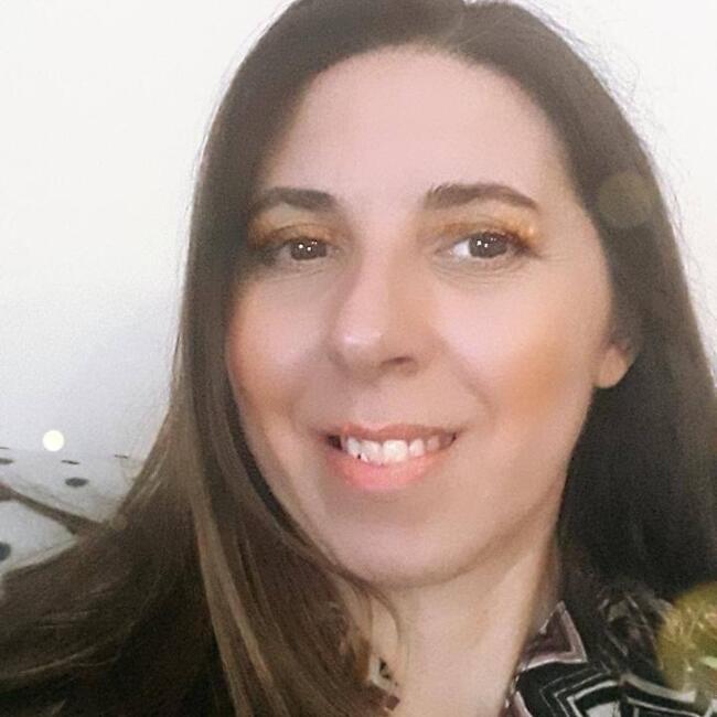 Babysitter in Formigine: Monica