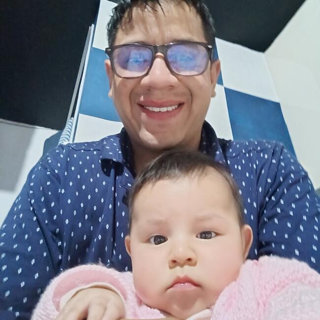 Trabajo para niñera en Mariano Melgar: Carlos