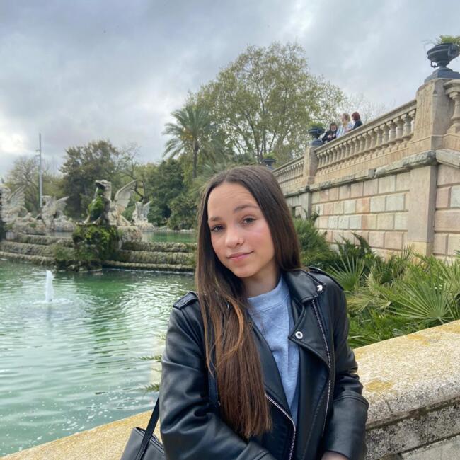 Babysitter in Santa Coloma de Gramenet: Ari