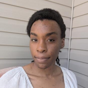 Baby-sitter in Chutes Niagara: Kerena