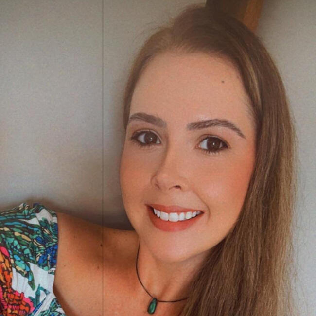 Emprego de babá em São Paulo: Karen