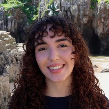 Babysitter Sintra: Mariana