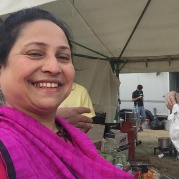 Babysitter in London: Sufia