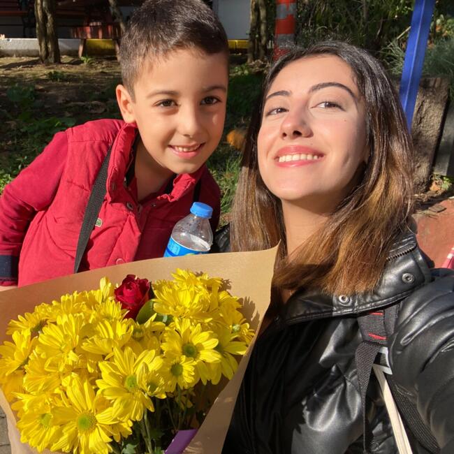 Babysitter in Greece (historical region): Bahar Bellou