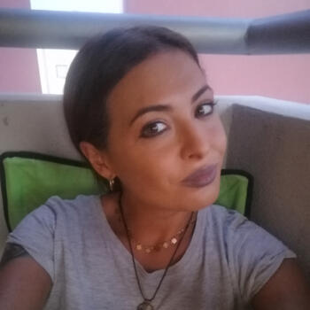 Babysitter Taranto: Fra