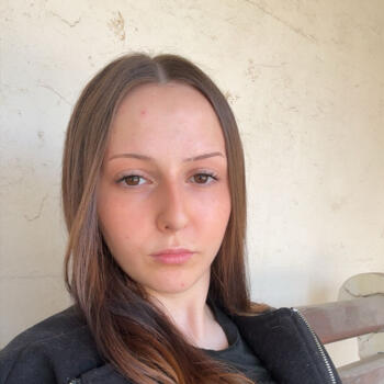 Nanny in Périers-sur-le-Dan: Anaïs