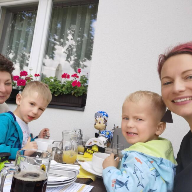 Poptávka hlídání dětí v Štěpánovice: Martina