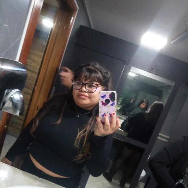 Niñera en Quilmes: Loana