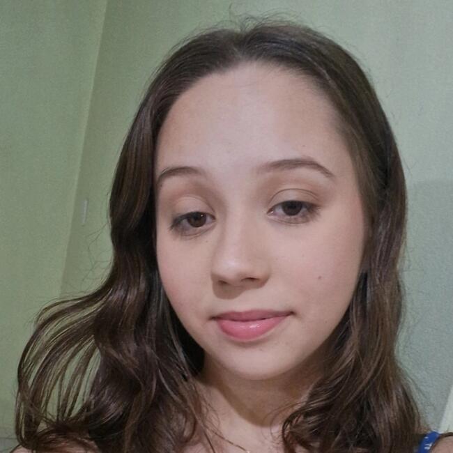 Babá em Araranguá: Laura