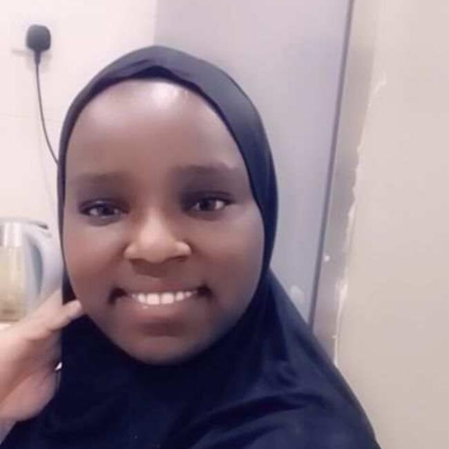 مربية أطفال في الريان: Sharon