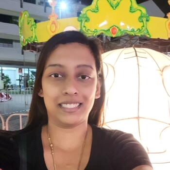 Babysitter in Singapore Island: Nanthini