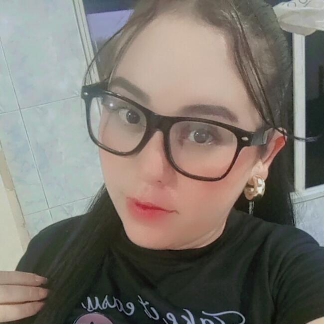 Babysitter in Barcelona: Yailin