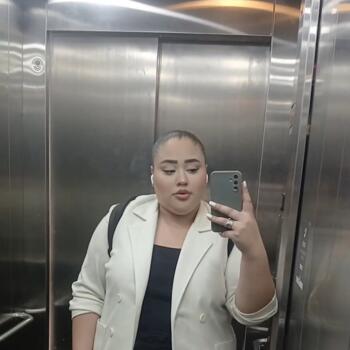 Babysitter Osasco: Thaís
