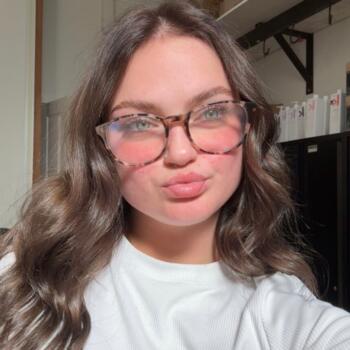 Babysitter in Melbourne: Lexi