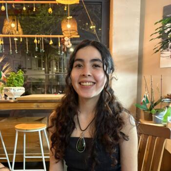 Babysitter in Auckland: Camila