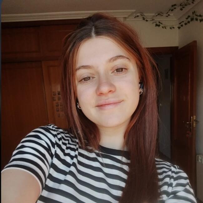 Babysitter in Zubia (Andalucía): Carla