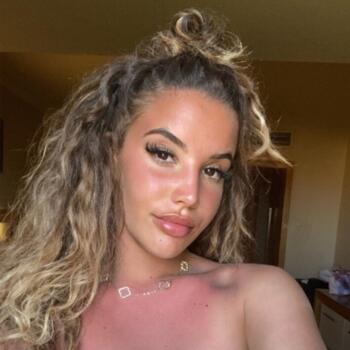 Babysitter in Bobigny: Kayliah
