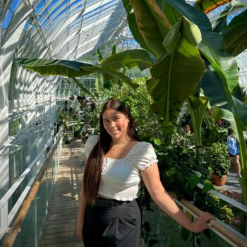 Babysitter in Paris: Solene