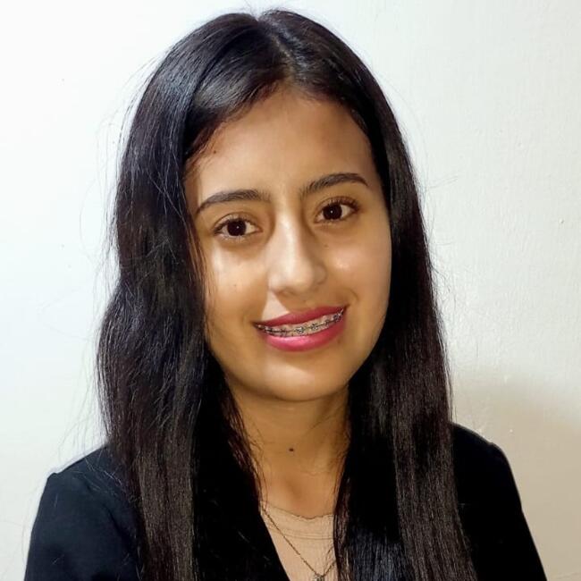 Babysitter in Quito: Leslye