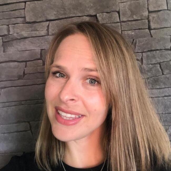 Praca dla opiekunki do dziecka w Chrząstowice: Dominika