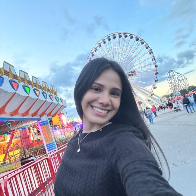 Babysitter in Villeurbanne: Gabriela