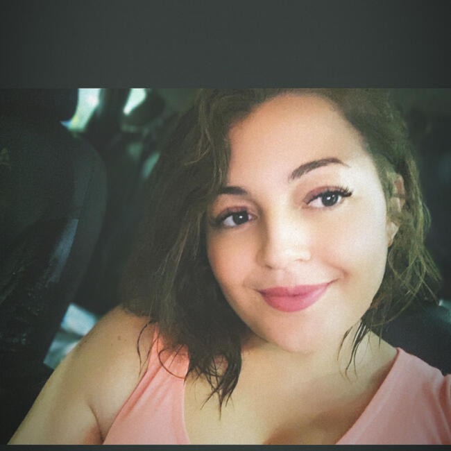 Babysitter in Chalon-sur-Saône: Yamina