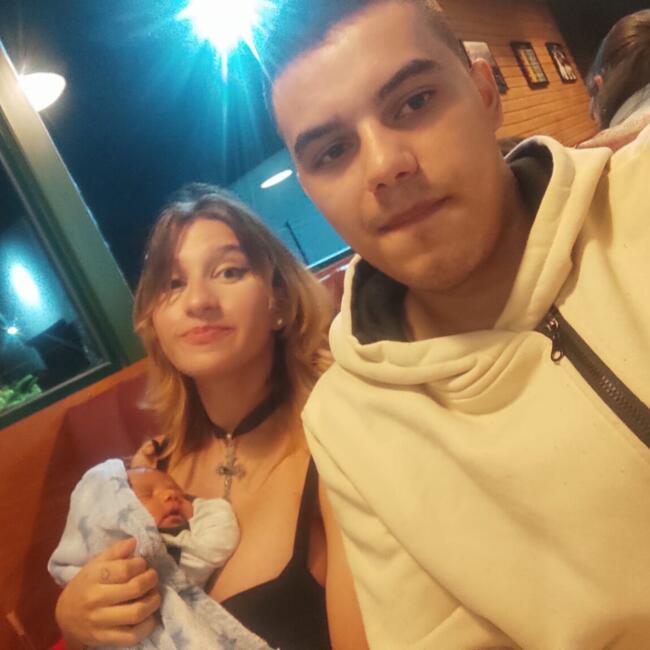 Emprego de babá em São Carlos: Mayara