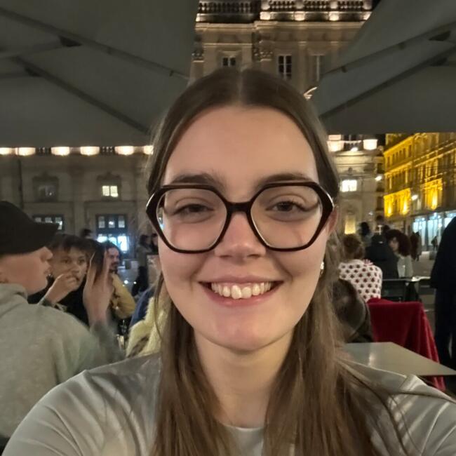 Babysitter in Chenôve: Sidonie