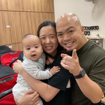 Singapore Island的临时保姆工作: 临时保姆工作 Ithiel