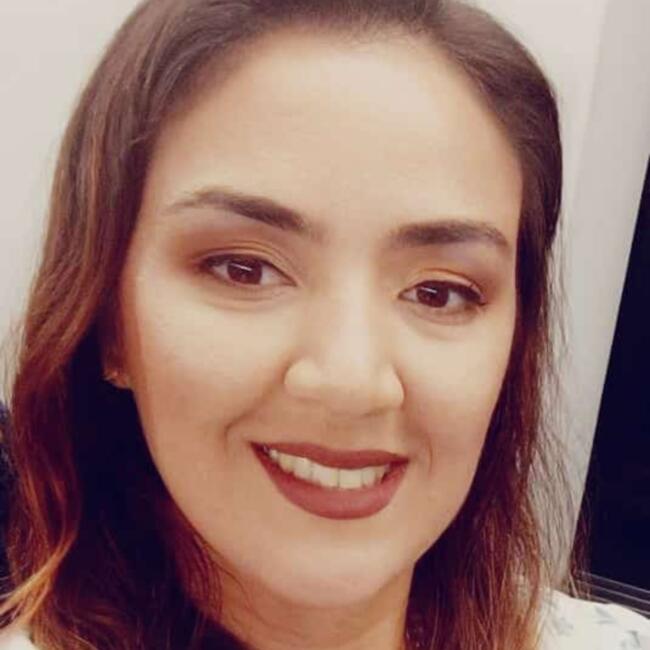 Babysitter in Almada: Taciane