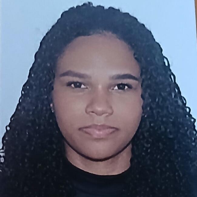 Babysitter in Alagoinhas: Emille