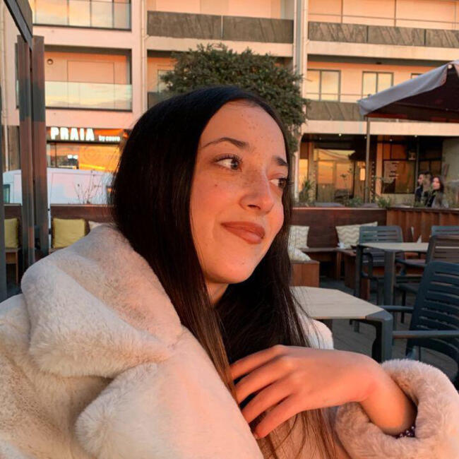 Babysitter in Vila Nova de Famalicão: Catarina