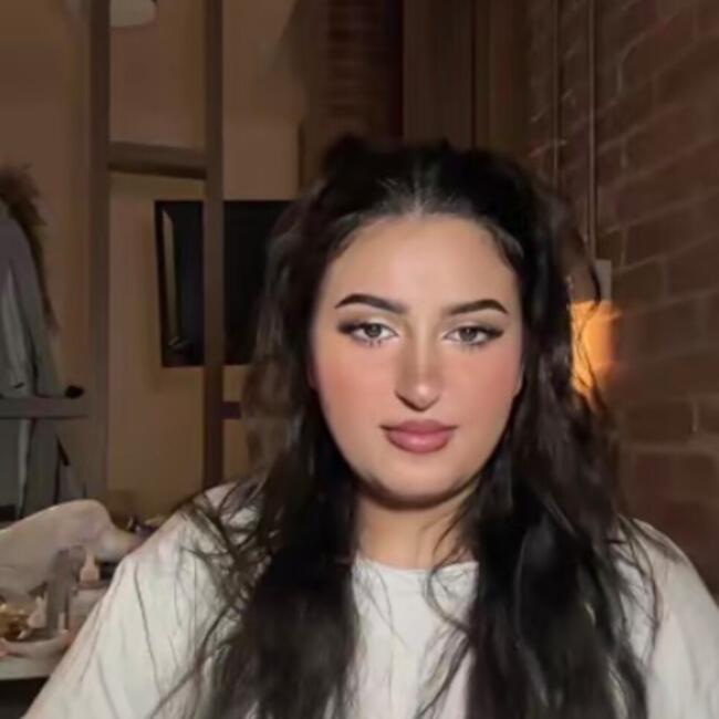 وظيفة جليسة أطفال في الخبر: Shahd