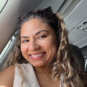 Babá em Contagem: Laís