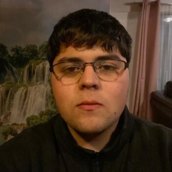 Babysitting job in San Antonio: babysitting job Miguelangel