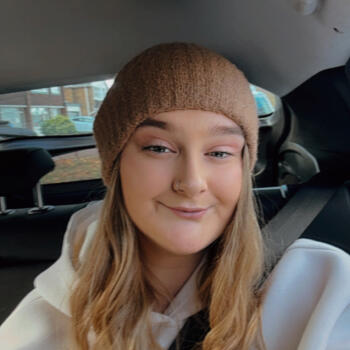 Babysitter Luton: Frankie