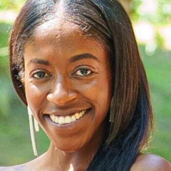 Babysitter em Oeiras: Isamara