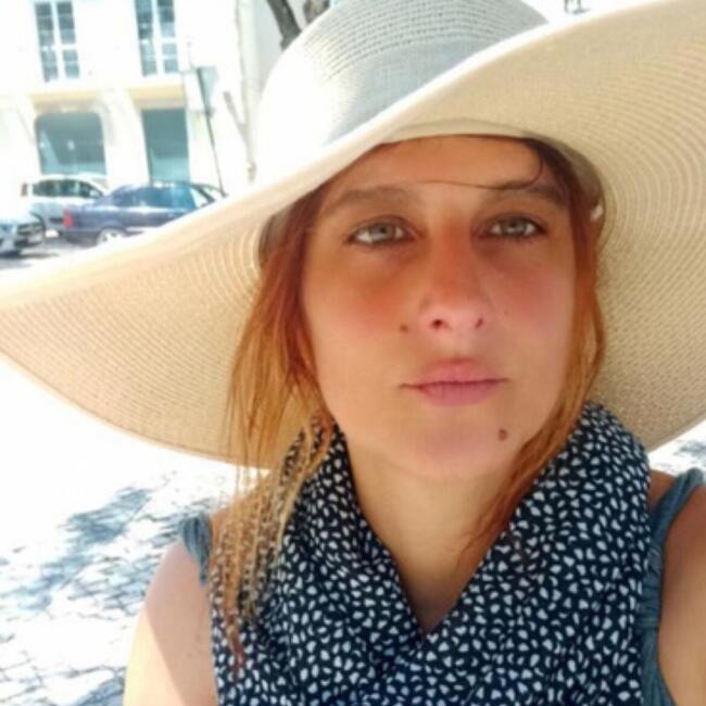 Babysitter in Lisbon: Cláudia
