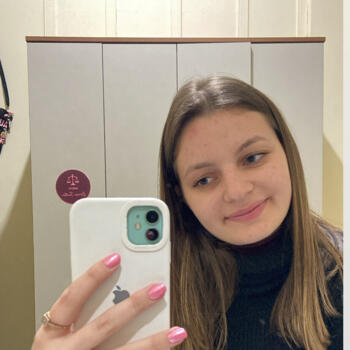 Babá em União da Vitória: Larissa