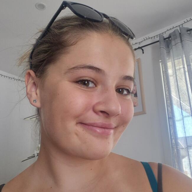 Babysitter in Lignan-sur-Orb: Oceane