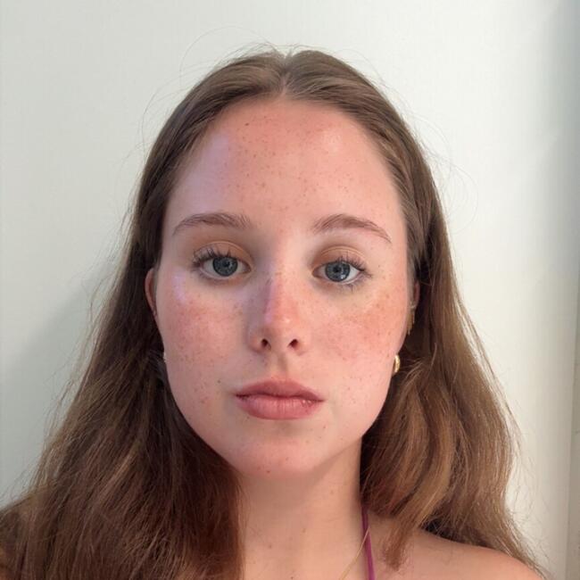 Babysitter in Brisbane: Isabella